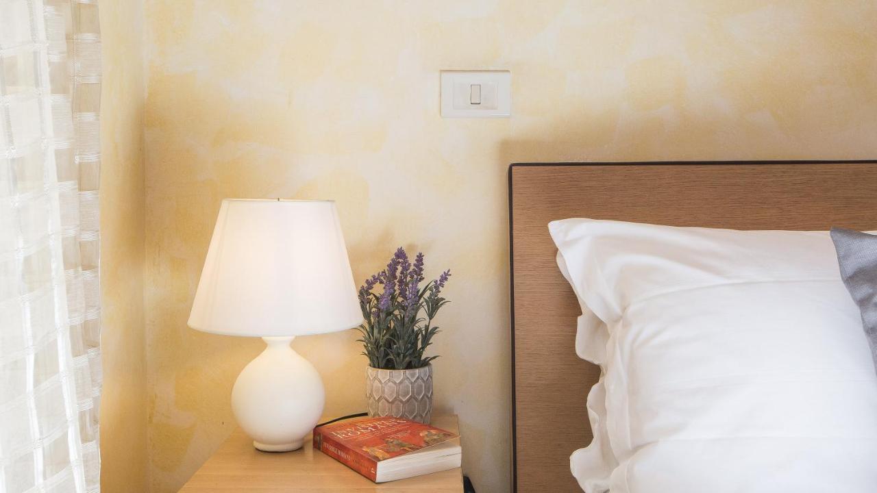 Rental In Rome Luce Apartment Zewnętrze zdjęcie