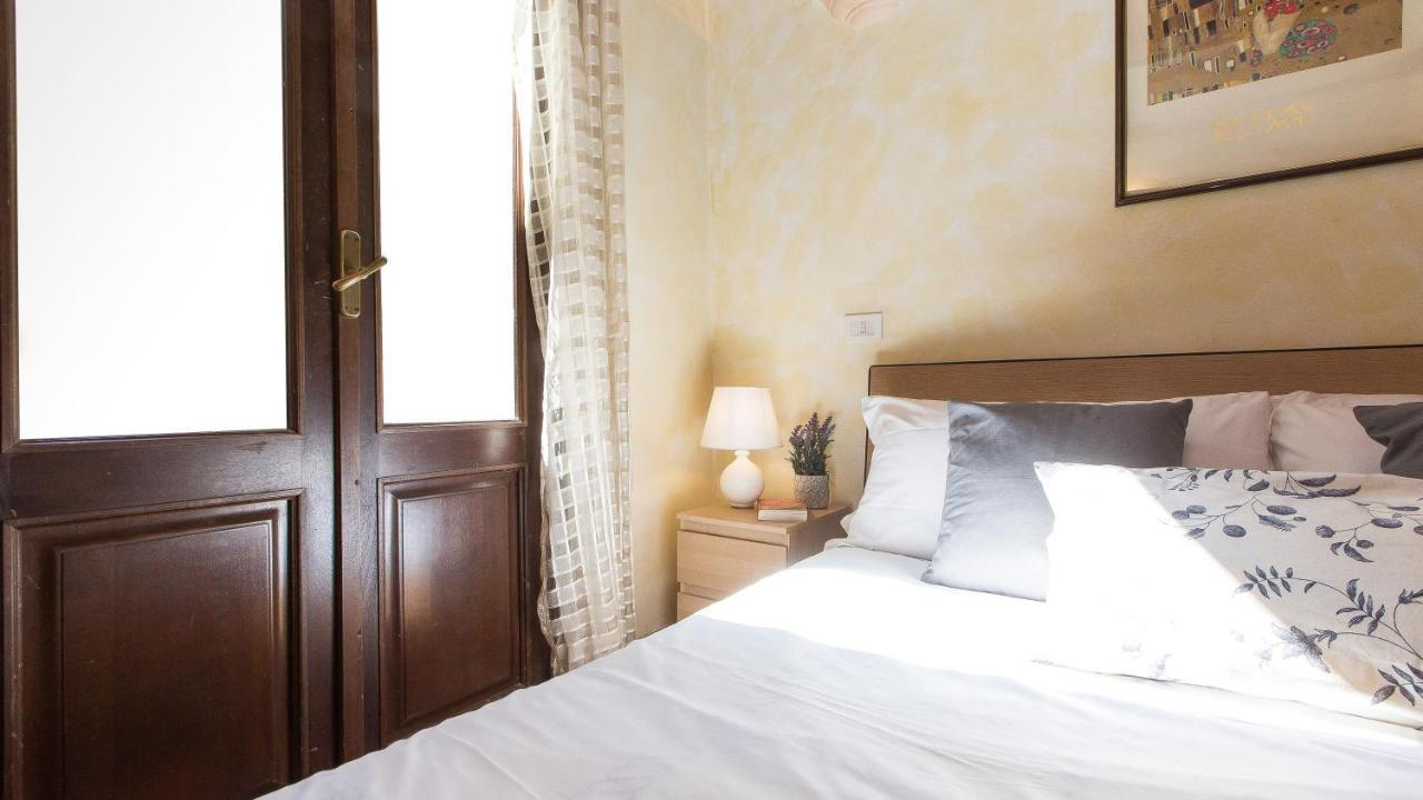 Rental In Rome Luce Apartment Zewnętrze zdjęcie